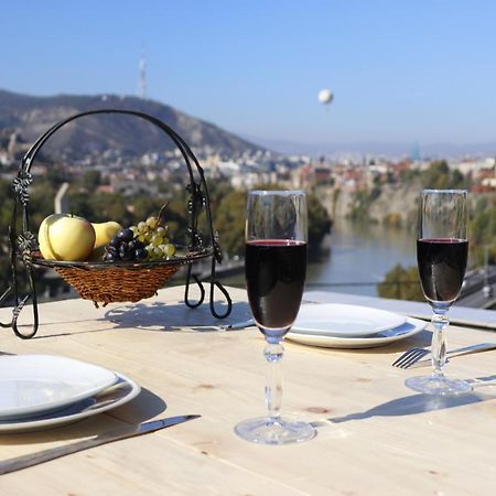 Hotel Tradicia Tbilisi Exteriör bild
