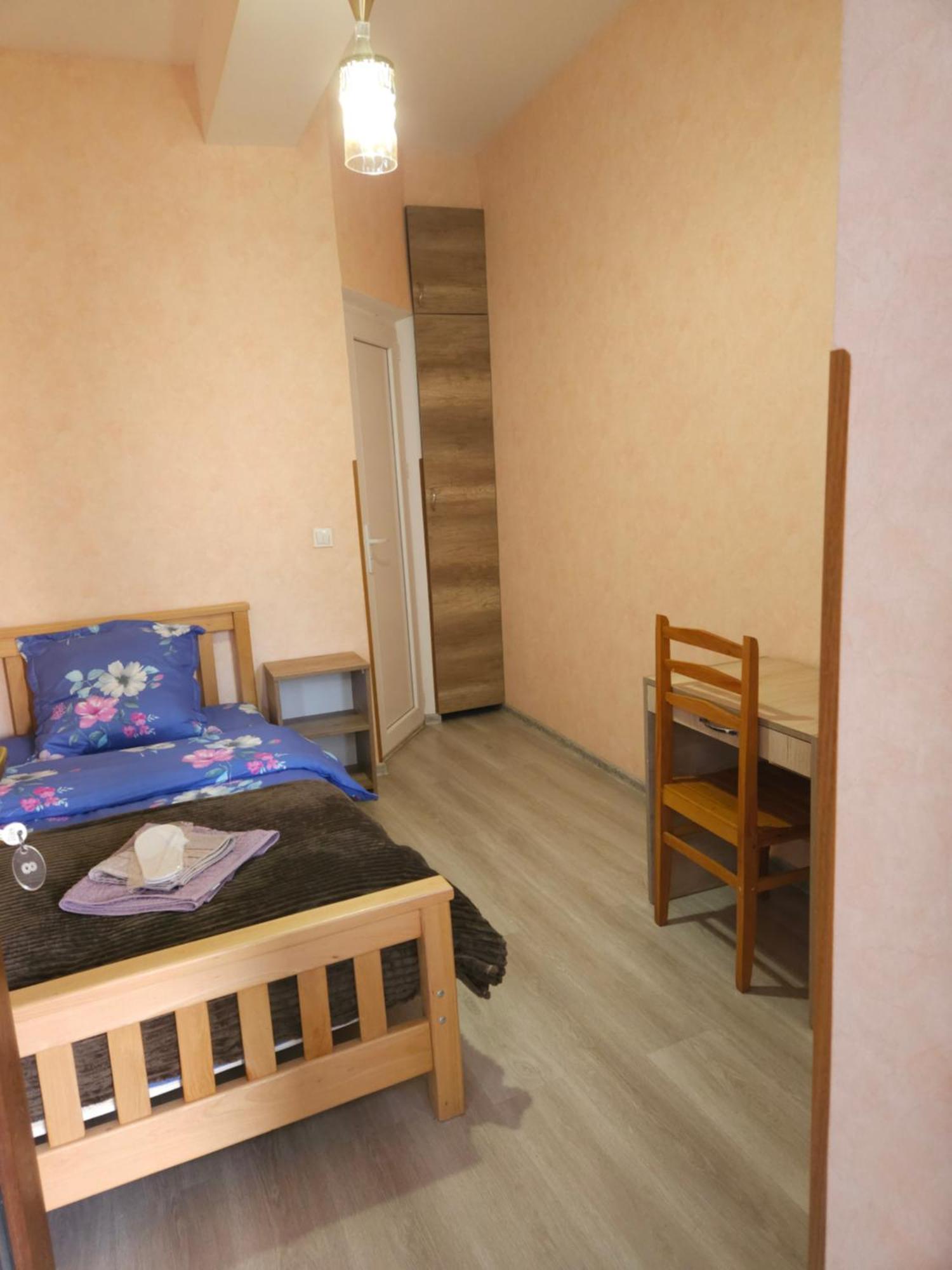 Hotel Tradicia Tbilisi Exteriör bild