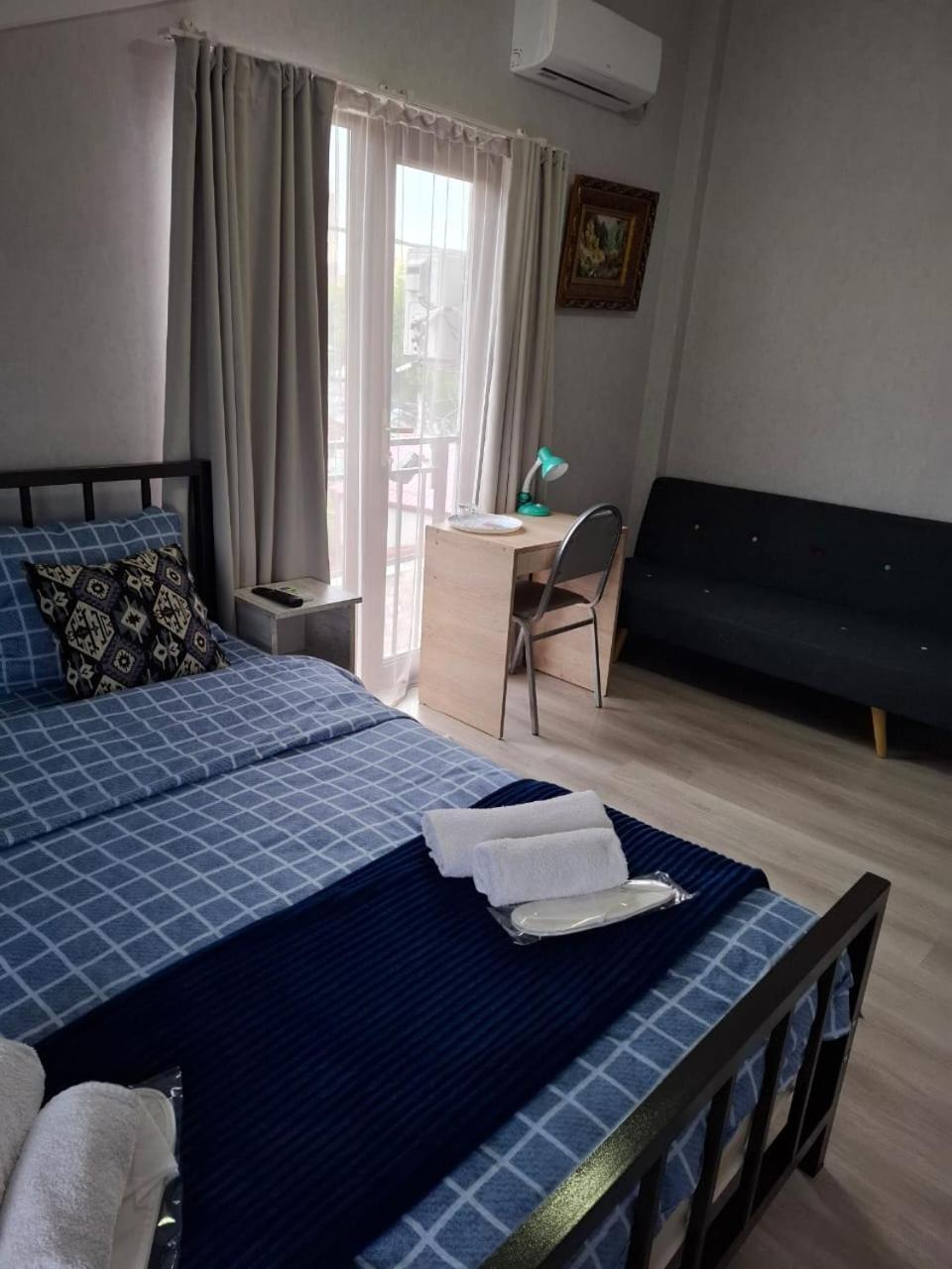 Hotel Tradicia Tbilisi Rum bild